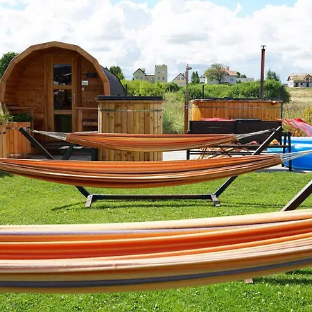 Resort Mielenko شقة *